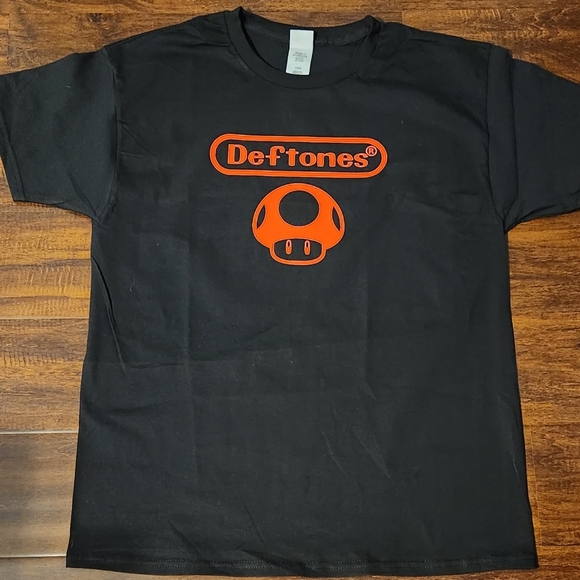Custom Nintendo Tee - Picture 2 of 2